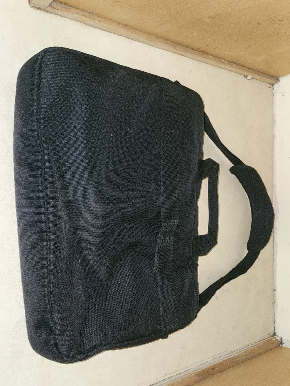 Black Men's Laptop Messenger Bag